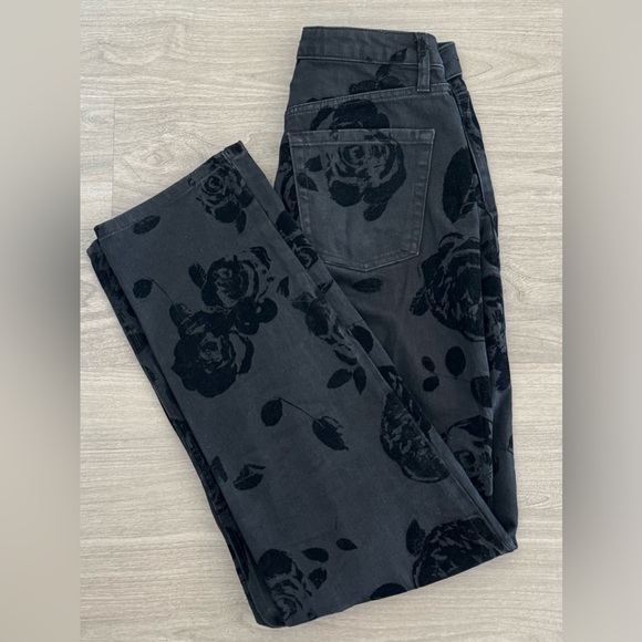 wild fable Denim - Black High-Rise Straight Jeans with Velvet Floral Detail 🖤